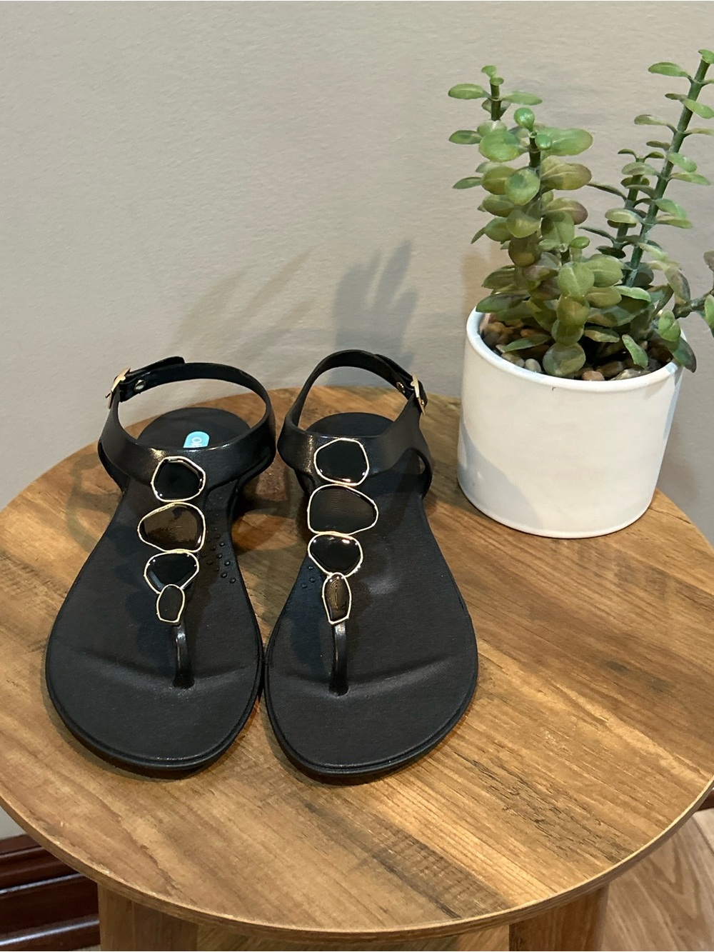 Oka-B Black Jeweled Comfort Thong Sandals Made USA Women’s 9 EU39